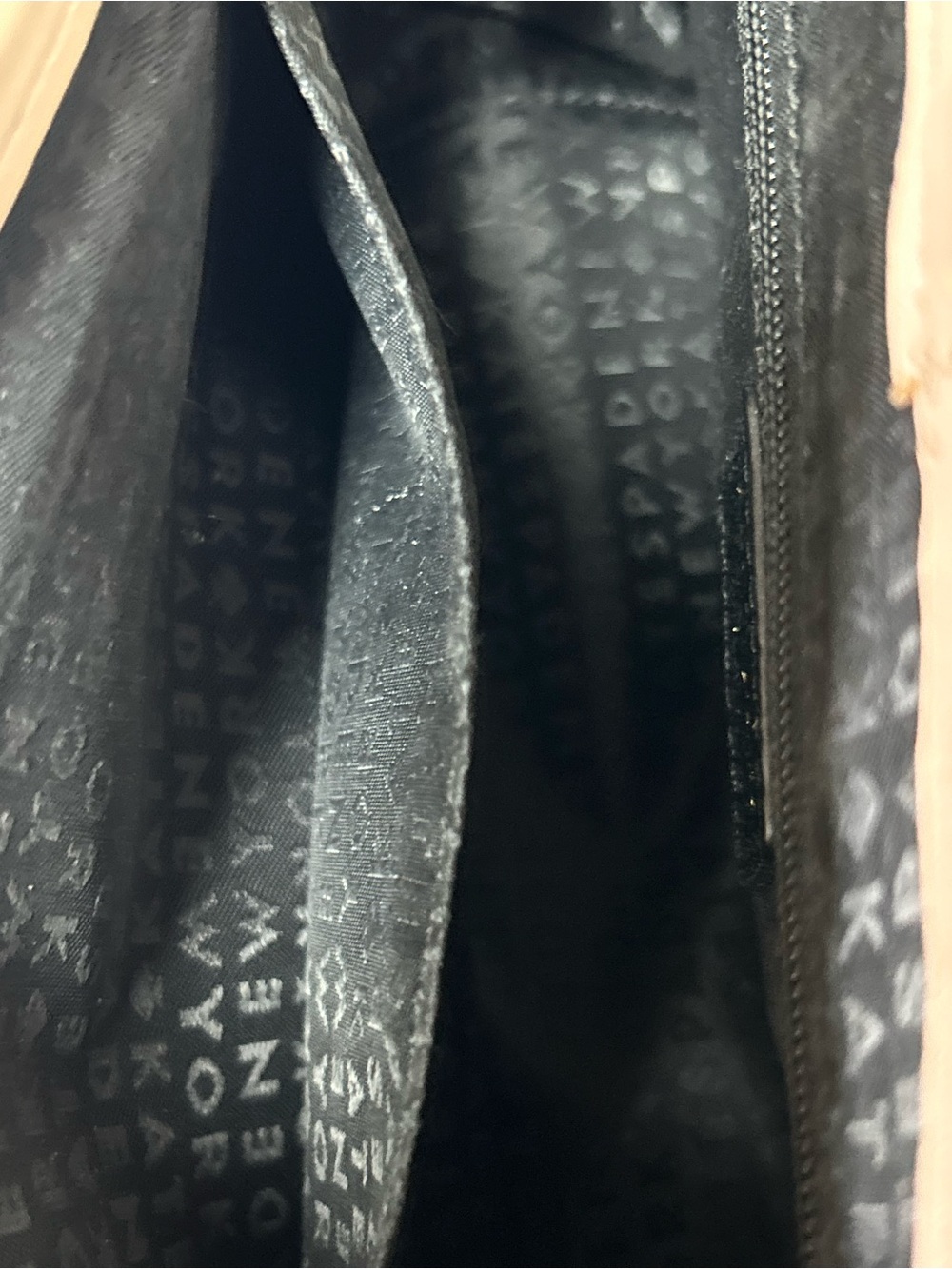 kate spade Black & Cream Pebbled Leather Crossbody Shoulder Bag Approx. 9.5x7x4 - Picture 13 of 16